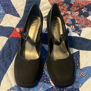 Worthington 9.5 chunky heel square toe Marijane style. Brand new without box.